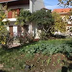5899a